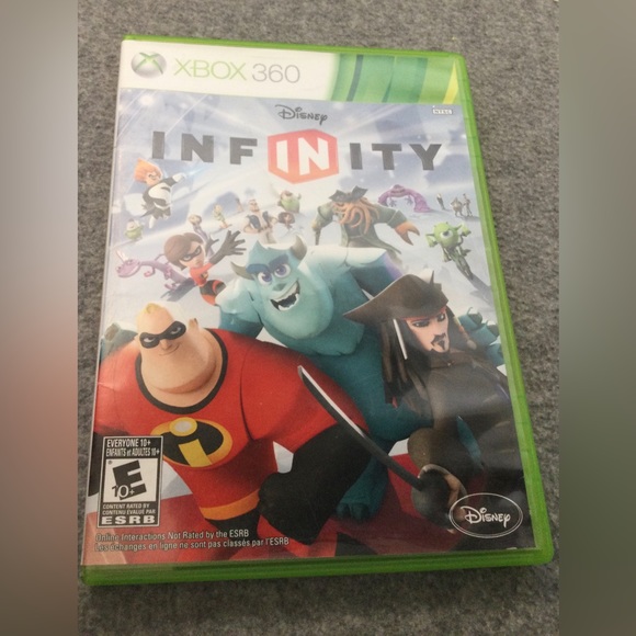 XBOX 360 Disney Infinity Bundle Game Portal and 2 Characters - Picture 3 of 9